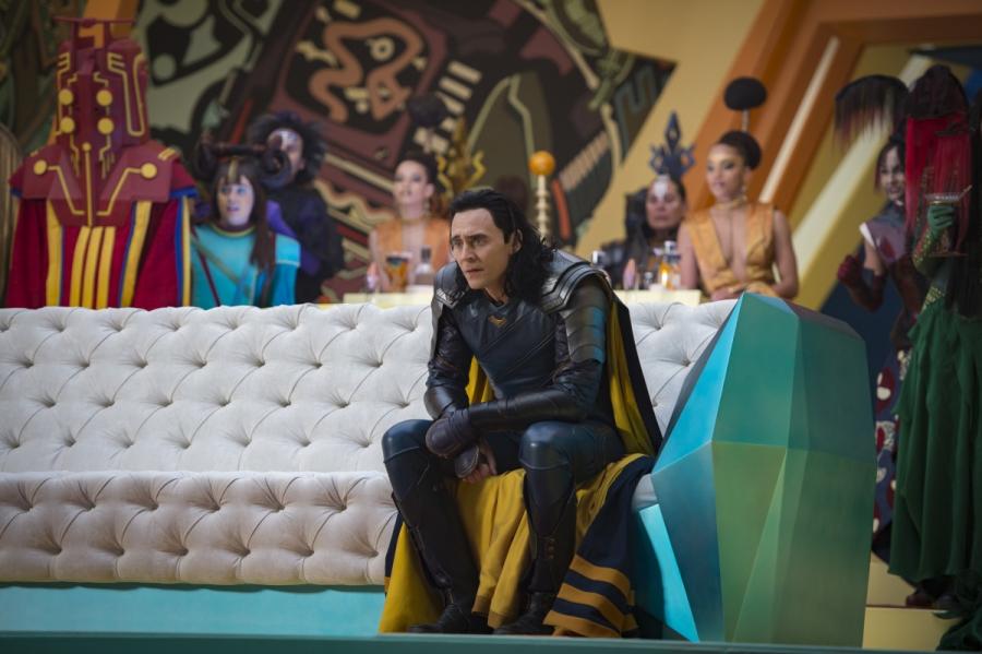 Tom Hiddleston w filmie "Thor: Ragnarok". Polska premiera 25 października 2017 roku