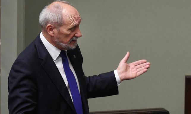 Macierewicz: Prezydent powinien zwrócić SKW aneks do raportu WSI. Blokowanie niekorzystne dla Polski