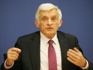 Poświęcimy Buzka dla Cimoszewicza?