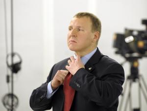 Kurski chce zamknąć usta posłom PiS