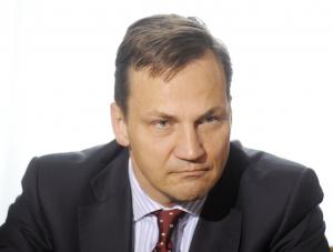 Sikorski: Przez PiS mamy niezłą rąbankę
