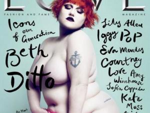 Beth Ditto z zespołu Gossip pozuje nago