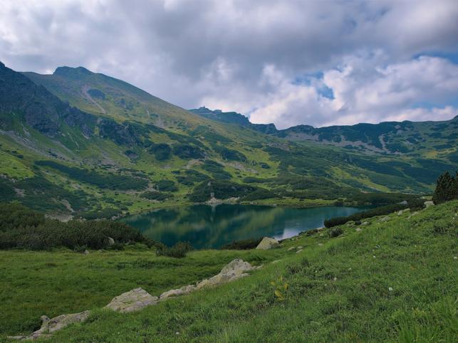 Słowacy znowu wpuszczają turystów w Tatry