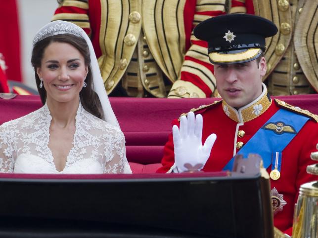Przejazd karetą do Pałacu Buckingham