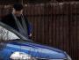 Oleksy porzucił bmw. Były premier w szponach kryzysu