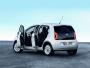 Jak zapewniają niemieccy inżynierowie średnie zużycie paliwa na 100 km w wersji BlueMotion Technology (m.in. system start-stop) wynosi 4,2 l (60 KM) i 4,3 l (75 KM)