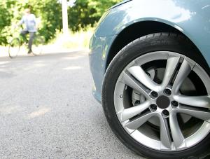 Urzędnicy chcą jeździć luksusowymi autami