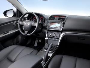 Oszczędna Mazda odsłania tajemnicę…
