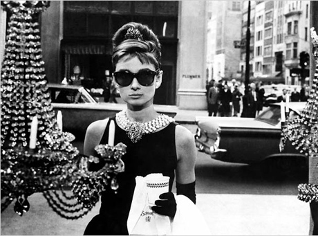 Królowa małej czarnej: Audrey Hepburn w "Śniadaniu u Tiffany'ego"