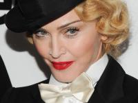 Madonna prawie jak Dietrich - znów wszystkich zaskoczyła! ZDJĘCIA