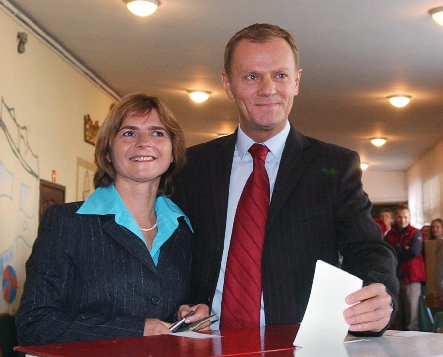 W wyborach parlamentarnych w 2011 roku wygranych przez PO, uzyskał mandat poselski, zdobywając blisko 380 tysięcy głosów.