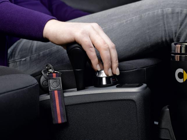Wszystkie warianty ulepszonego smarta fortwo można zamawiać od zaraz. fortwo cdi/54 KM w wersji coupé i linii wyposażenia pure kosztuje od 44 700 zł