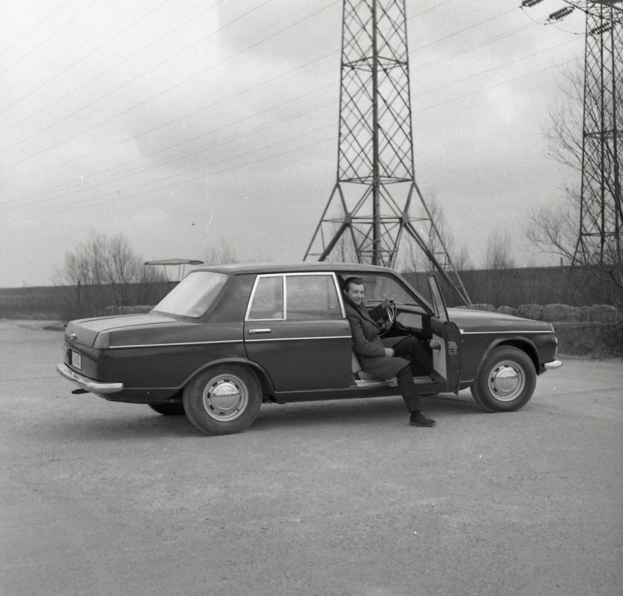 Warszawa 210