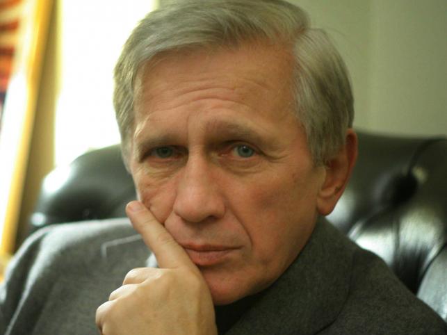 Jan Englert:Te książki uczą smakowania literatury