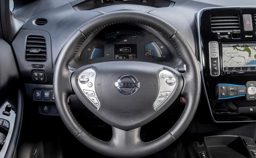 Nissan leaf