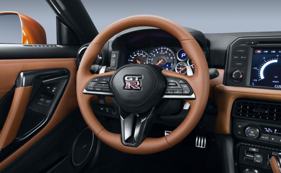 Nissan GT-R