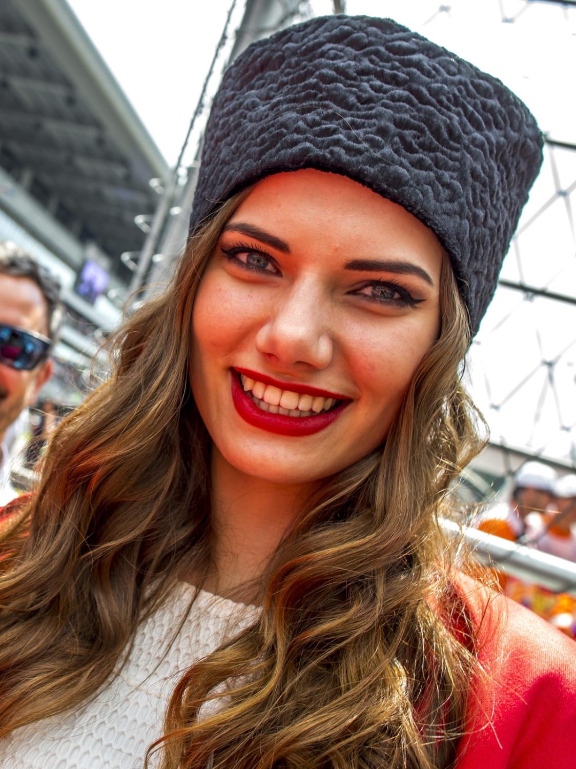 Piękne Rosjanki i Putin dodatkową "atrakcją" Grand Prix Formuły 1 w Soczi.