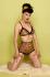 Kolejna sesja w stylu "pin-up girl". Tym razem w ten sposób swoją najnowszą kolekcję prezentuje firma Lucy B