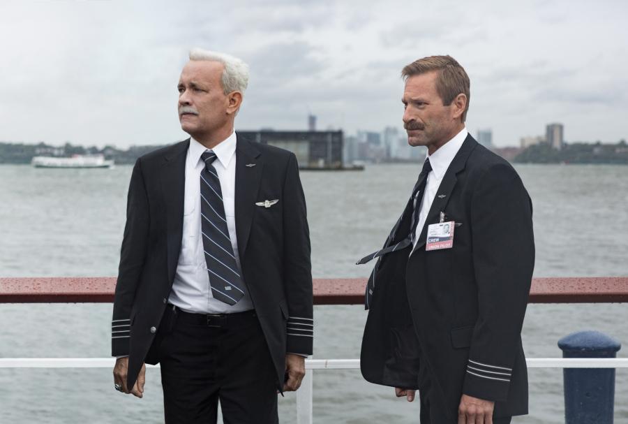 Film Clinta Eastwooda z Tomem Hanksem "Sully" od 2 grudnia 2016 w polskich kinach.
