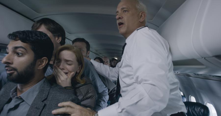 Film Clinta Eastwooda z Tomem Hanksem "Sully" od 2 grudnia 2016 w polskich kinach.